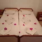 за гости ники 4* Несебър