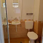 за гости ники Къща за гости 4*