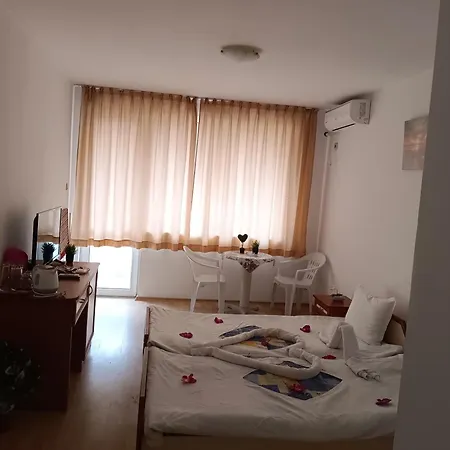 за гости ники